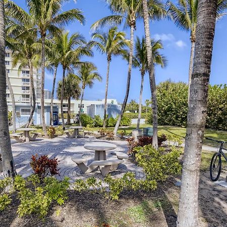Singer Island Stunner 2 Br Aparthotel Palm Beach Shores Exteriör bild